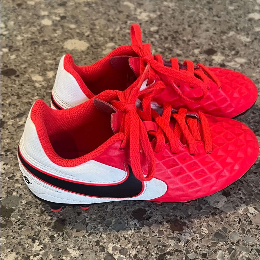 Kids' Red & White Soccer Cleats